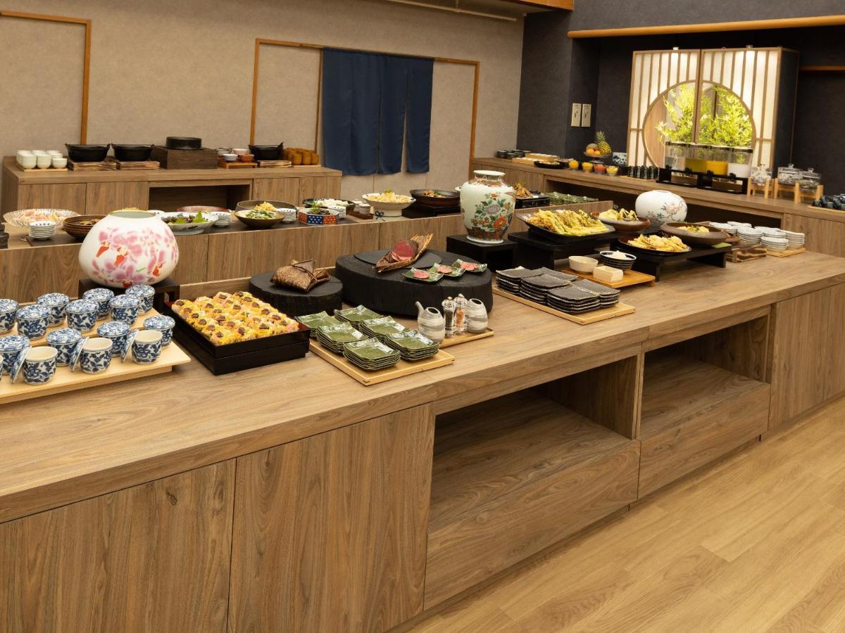 โฮเต็ล ซากุระ Hotel อุเรชิโนะ ภายนอก รูปภาพ